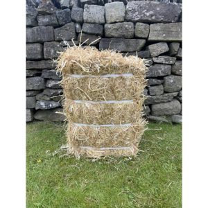Fearns Compressed Banded Hay 12kg Approx.